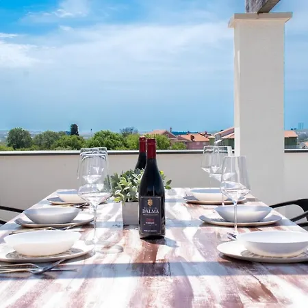 Delma In Fazana,peroj Villa