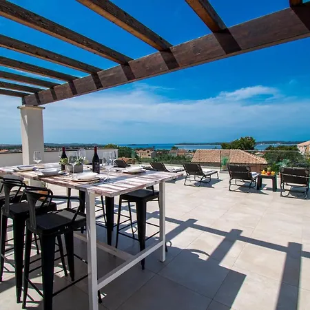 Villa Delma In Fazana,peroj