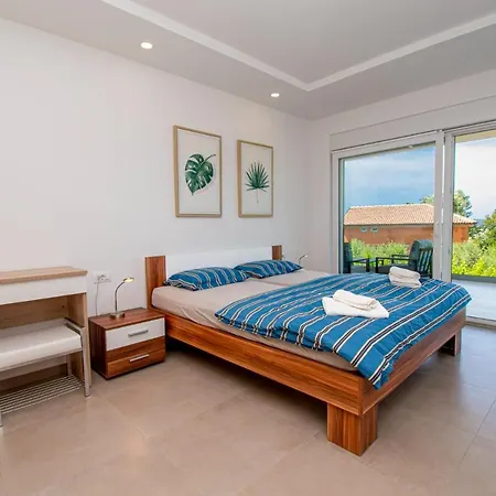 Villa Delma In Fazana,peroj